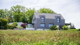 Maison individuelle à Würenlingen (AG) assainie d'un point de vue énergétique.